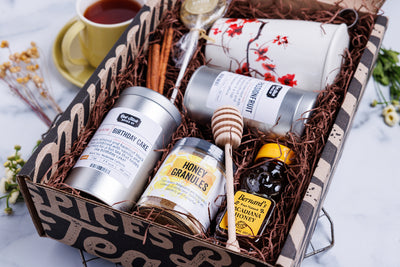 Holiday Tea & Honey Gift Box